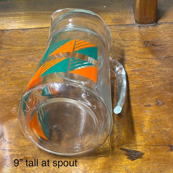 Vintage glass pitcher / jug with orange and green plaid pattern - Picture 7 of 7
